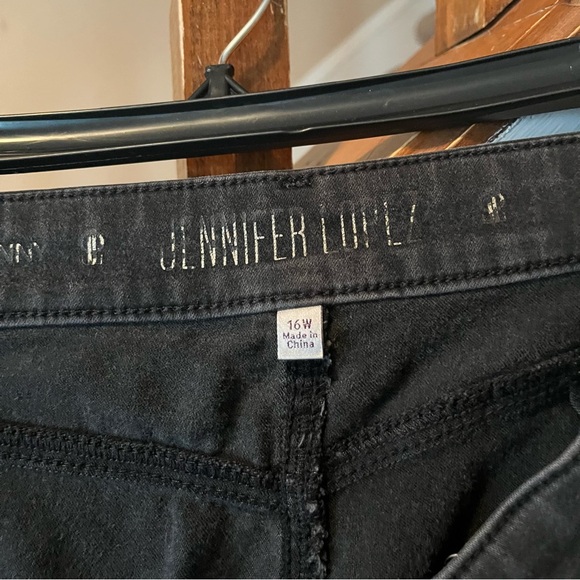 Jennifer Lopez Cropped Super Skinny Black Jeans size 16W - Picture 3 of 6